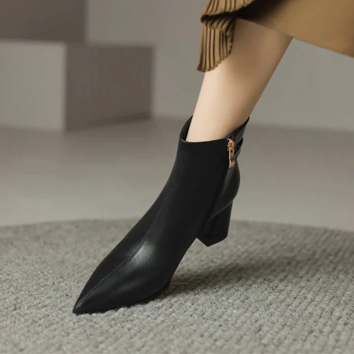 Velencia Ankle Boots